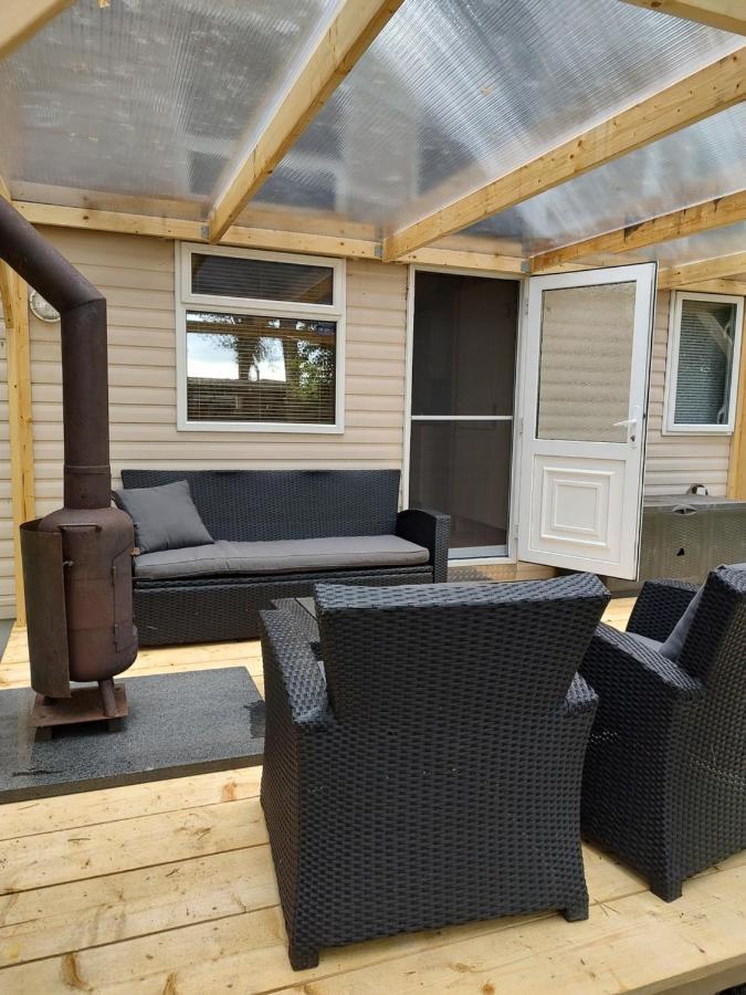 Chalet Met Veranda Aan Bosrand Vledder Екстер'єр фото