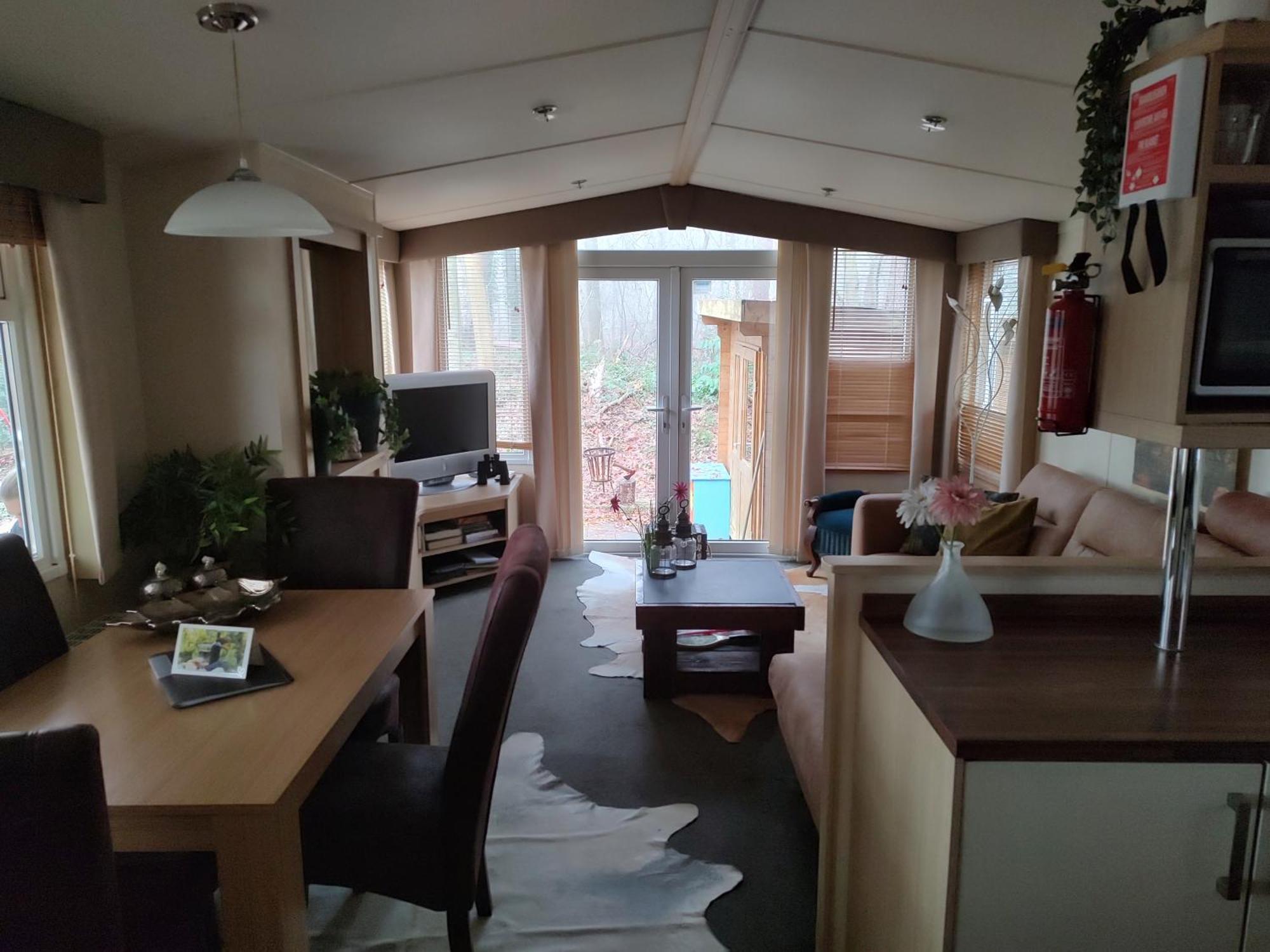 Chalet Met Veranda Aan Bosrand Vledder Екстер'єр фото